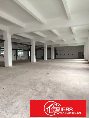 坪地中心村工业园新出一楼1300平方带行车出租