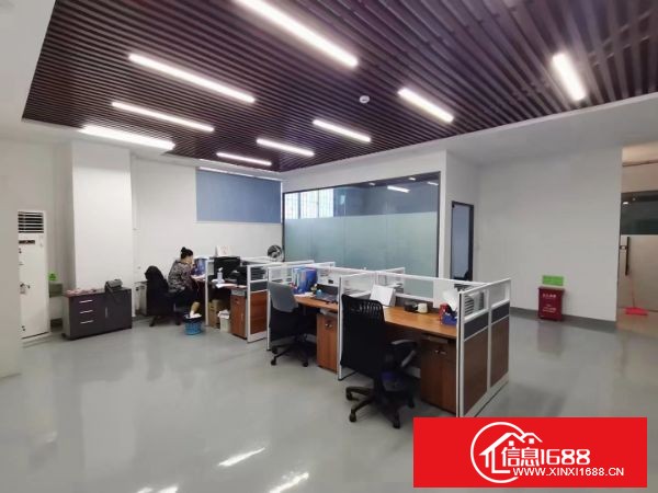 龙华大浪新百丽附近工业园分租一楼500平方带装修