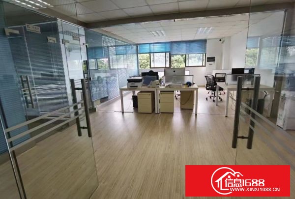 平湖华南城附近工业园分租三楼1620平方带装修