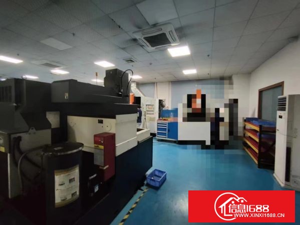 长安京港澳高速出口1公里工业园分租一楼2000平方可分租带装修