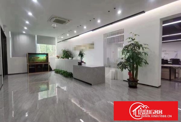 平湖华南城附近新出独栋厂房6400平方，宿舍2500平方