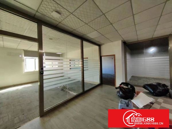 龙岗宝龙原业主园区出租3楼2500平方带精装修