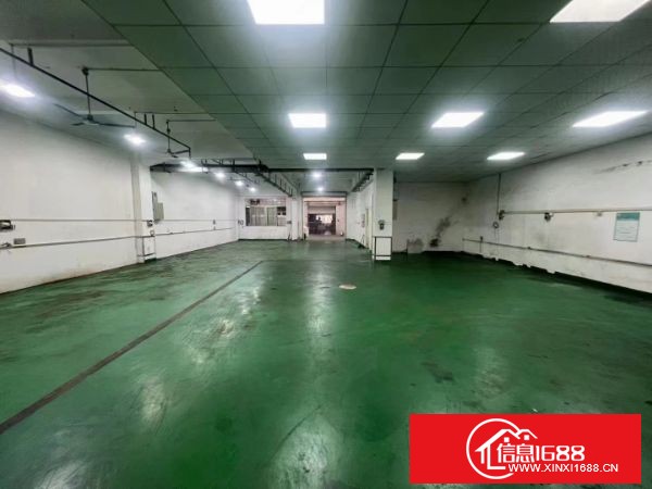 东莞长安岗夏新出一楼厂房500平方，有地坪漆办公室