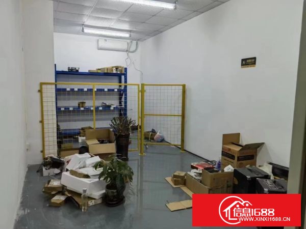 龙华大浪商业街附近园区新出楼上310平方带装修