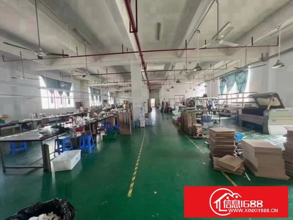 东莞凤岗雁田工业园分租楼上1300平方带装修