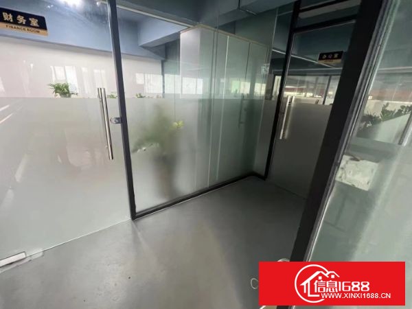 东莞长安乌沙社区工业园新空出一楼1150平方带装修