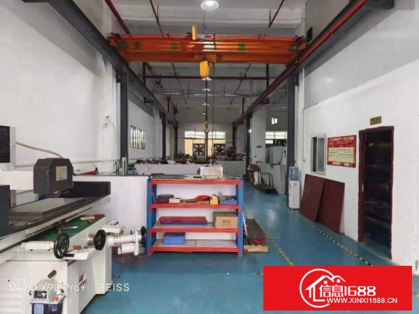 松岗地铁口新出独院厂房四层7236平方，可分层出租