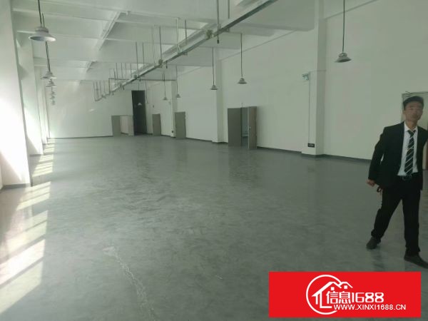 龙华新区观澜樟坑径原业主厂房分租一楼1400平方