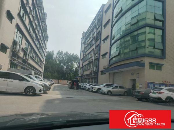 龙华新区观澜樟坑径原业主厂房分租一楼1400平方