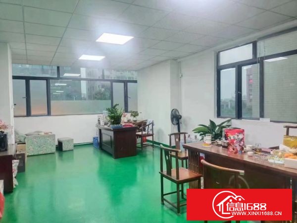 东莞长安宵边新出楼上380平方带现成办公室装修