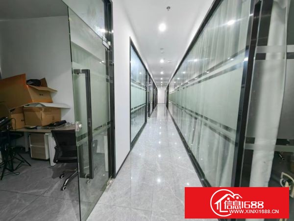 龙岗宝龙街道14号线零距离原业主厂房分租楼上1300平方带装修