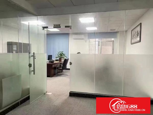 东莞凤岗紧邻深圳工业园分租楼上曾层980平方带装修