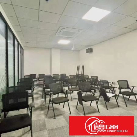 横岗六约塘坑地铁口新空楼上整层1200平米，豪华装修