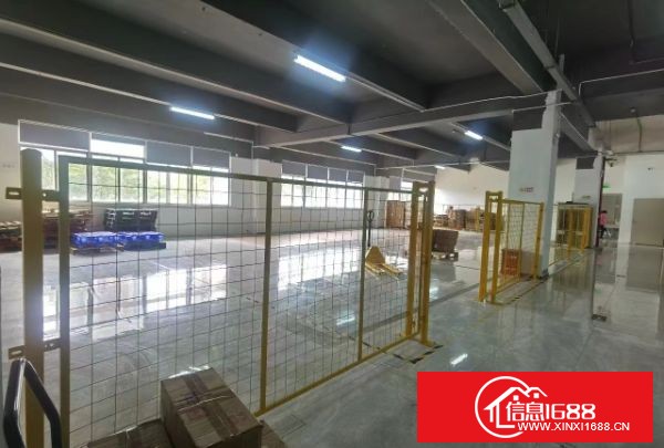 龙华龙胜地铁口上塘地铁口双地铁口单层厂房面积1450平方米带豪华装修，无转让费，