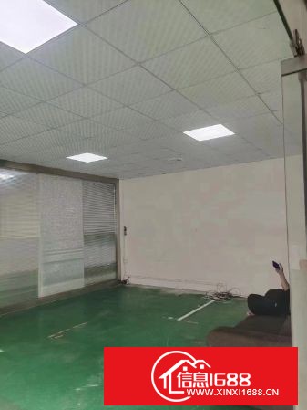 横岗安良独院厂房分租一楼2100平方带行车带装修可以分租