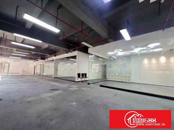 龙华新区稀缺小独院厂房三层3000平方带精装修出租