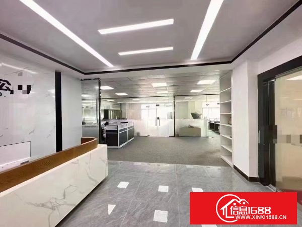 观澜章阁原房东二楼1500平方 豪华精装修，大气前台；家私空调拉线现成的