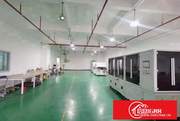 沙井后亭地铁站附近，楼上精装修厂房750平米出租，拎包入住。