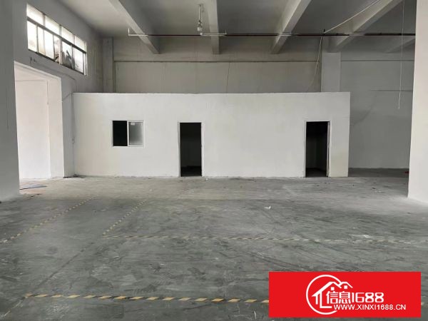 大岭山杨屋村龙大高速附近工业园新出 标准红本厂房一楼1000平方，层高6米