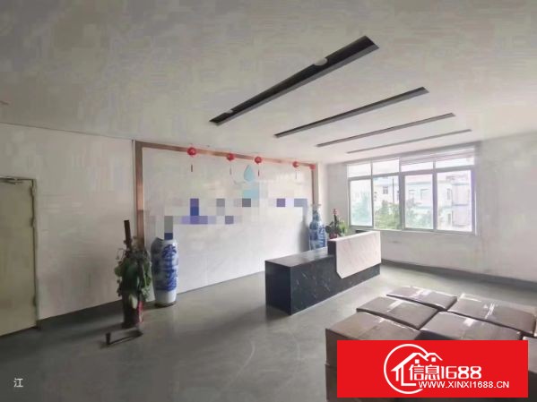 长安街口新出三楼 整层1700平无尘车间，水电办公室齐全，拎包生产