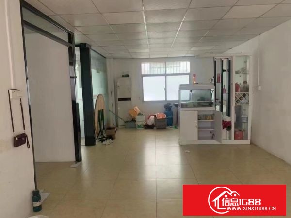 坪山三洋湖工业园分租装修三楼整层1000平米才租18元，月底空出。