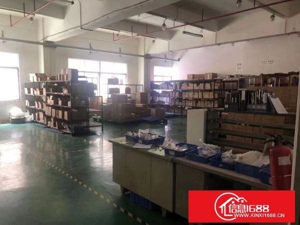 龙岗南联原房东楼上：2400平（整层） 现成电子车间，现成装修好办公室，拎包入场