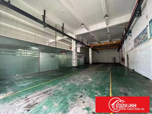 沙井原房东一楼600平方带现成航车，办公室装修，水电齐全。带行车