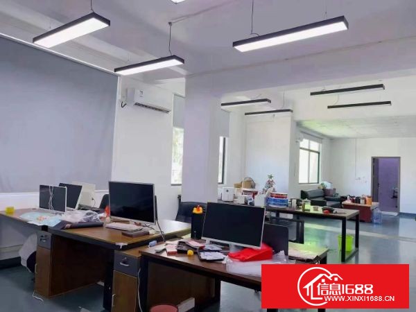 横岗六约大和工业园区  楼上新出380平带精装修场地，水电齐全，现成直播间