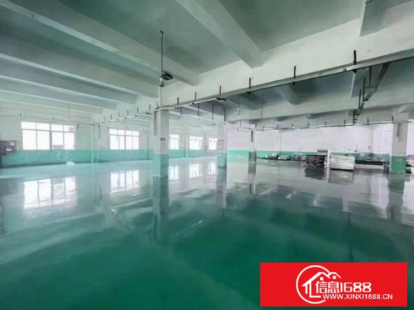 观澜松元地铁口附近，全新地坪漆，标准重工业厂房出租2-3楼每层1300平方