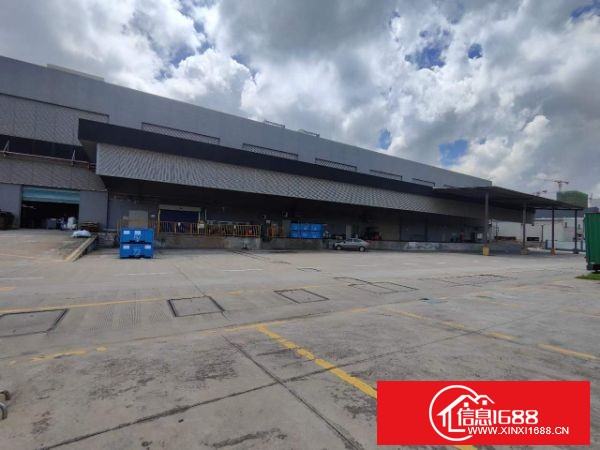 龙岗宝龙主干道旁1楼厂房3250平 ，高度7.8米，有红本有消防批文，可仓库可生产