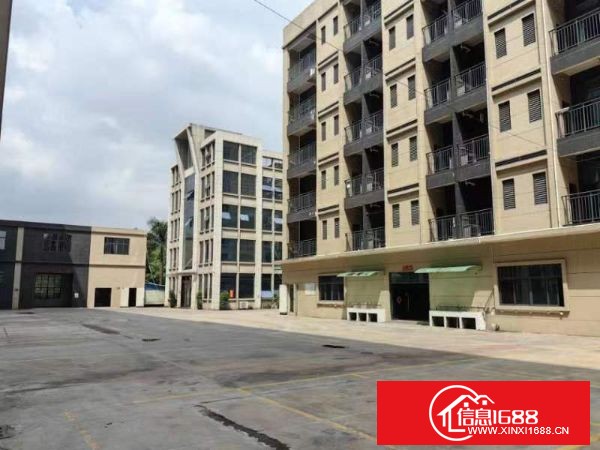 黄江紧靠深圳新出原房东独院厂房出租: 厂房总建筑面积16700平方，实际面积出租