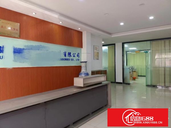 东莞长安镇上沙社区 新出厂房两层半2500平方， 配套变压器160千瓦，水电齐全， 有货梯，精装修