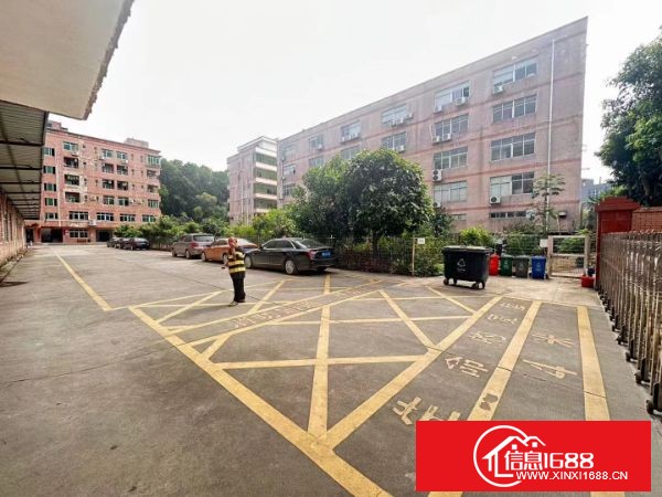 观澜黎光，原房东厂房出租，没有公摊，面积1100平一整层，实际面积，带漂亮装修，按实际面积租