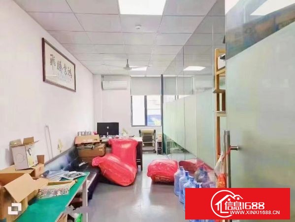 沙井楼上750平米 靠近后亭地铁站附近，大型园区， 形象好，空地大，带装修