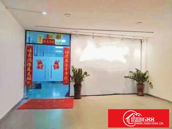 沙井楼上750平米 靠近后亭地铁站附近，大型园区， 形象好，空地大，带装修