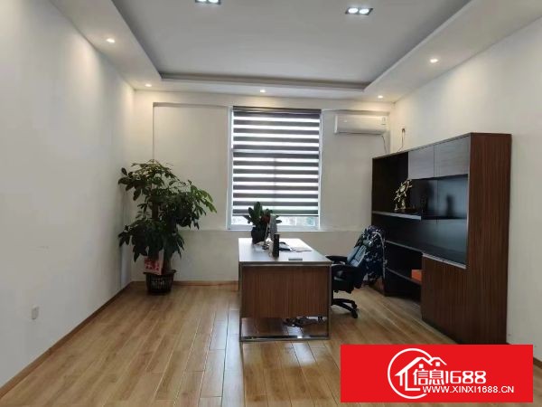 龙华元芬地铁口，独院1-3层实际面积2200平方米出租，适合做电商贸易，企业总部等