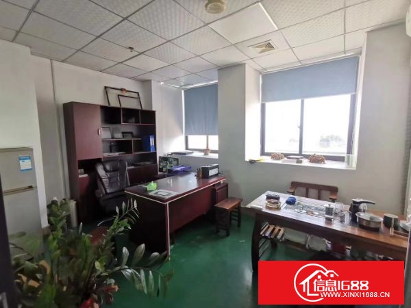 东莞塘厦蛟乙塘红本工业厂房A栋4楼1480无尘车间带全新办公室精装修，厂房配备标准两台3吨快速货梯，承重1.5吨