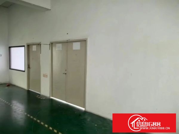 龙华大浪新百丽新空出来770平方米，原房东厂房，带无尘车间，拎包入住