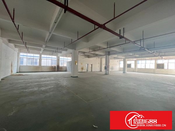 龙岗布吉上李朗工业园出租1-4层，总面积16400平方，可分租，可整租，500平方起租，靠地铁10号线