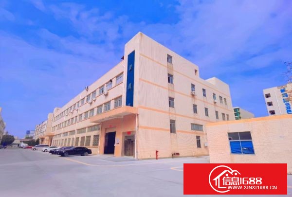 沙井步涌同富裕、原房东自建漂亮红本园区厂房：1楼半层1350平方，2楼整层2700平方，可分租，