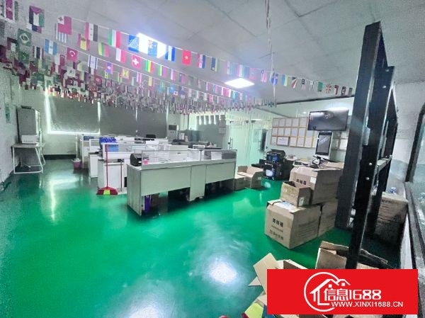 松岗燕川原房东独院 厂房：1栋 1—4层实际面积5300 平方  2栋 1-4层实际面积5300平方 宿舍：可分租可整租