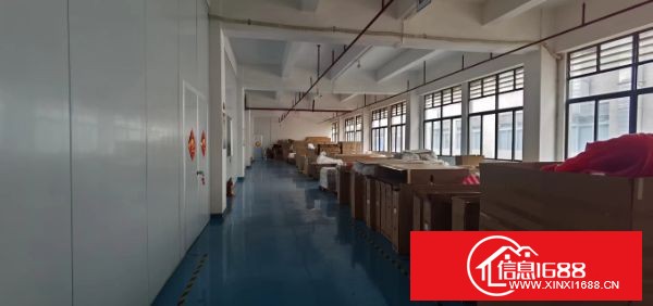 东莞虎门怀德楼上1230平方，现成精装修办公室，水电齐全有卸货平台，五吨货梯。