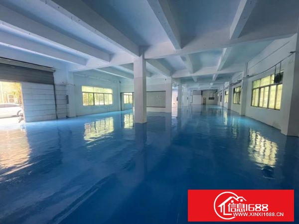 松岗乔山尾工业区 厂房一楼整层1200＋360平米精装修办公室，价格好谈，全新地坪漆