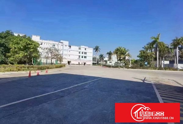 布吉大型物流园新出一楼整层18000平米 可分租，园区空地20000平，前后标准缷货平台