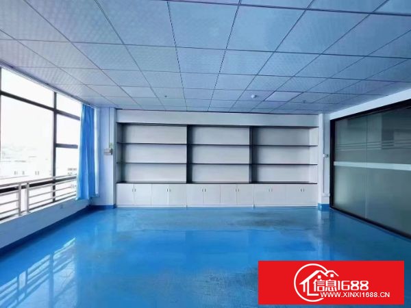 东莞塘厦田心新出原房楼上2160平厂房出租，有现成的办公室装修，水电齐全