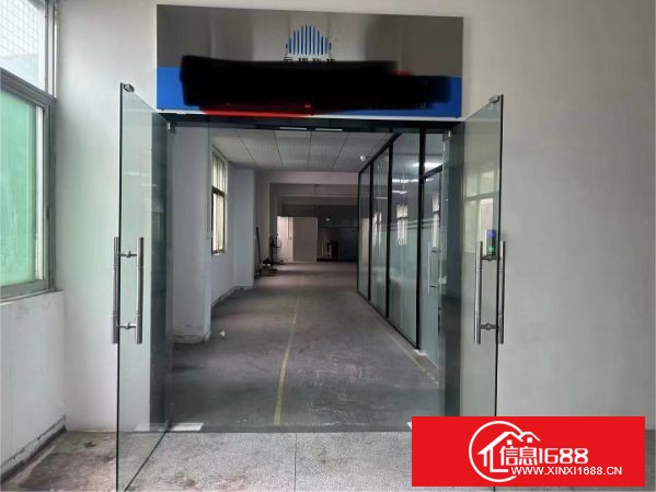 东莞长安镇新安社区广深高速出口附近 新出标准厂房2楼750平方 现成装修  水电齐全