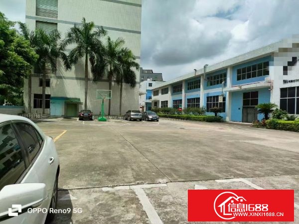 龙岗爱联 原房东红本厂房 钢构2000平，实际面积，高12米，另外标准厂房三楼跟四楼每层1000平米， 现成行车免费使用，可分租