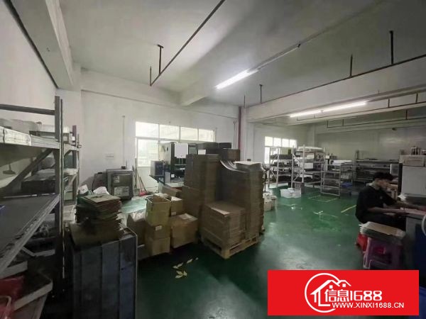 观澜章阁主干道边，原房东厂房出租3楼1500平，4楼1500平，带装修，厂房使用率高，可分租