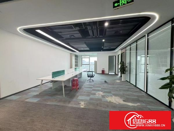 深圳市龙岗区布吉李朗大厦 整层2255平使用率75%，价格超级优惠，大小可分租