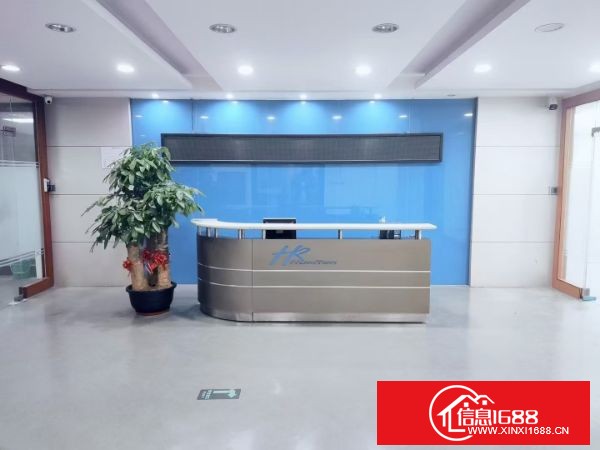 福永沿江高速出口910平精装修厂房，原房东直租，水电到位，拎包入驻！